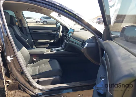 2021 Honda Accord Hybrid из США, поврежденный, VIN 1HGCV3F13MA017621